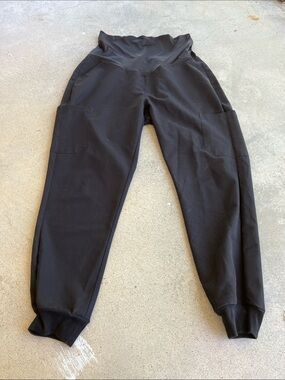 Mandala Black Maternity Jogger Scrub Pants, M